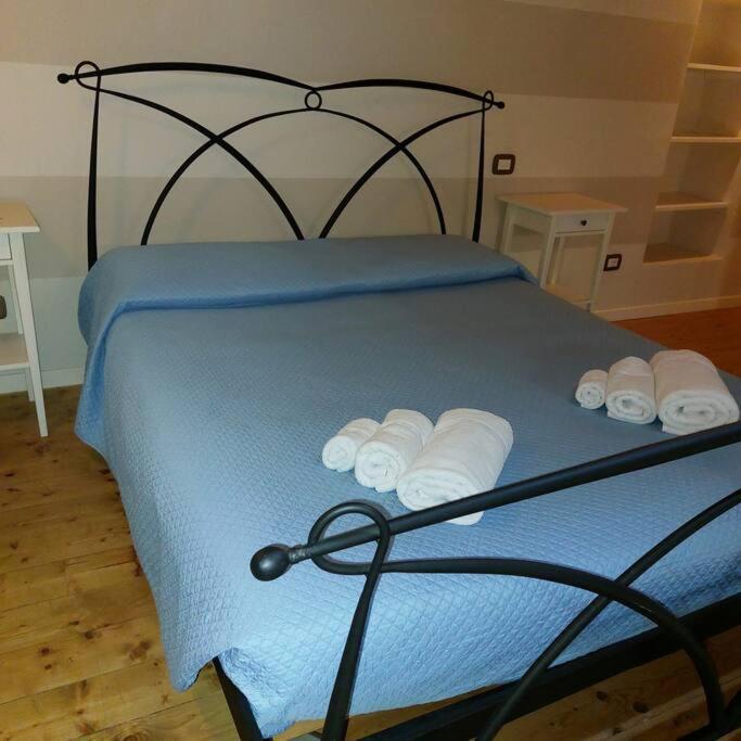 Iseo Loft - Comfort In Downtown Διαμέρισμα Εξωτερικό φωτογραφία